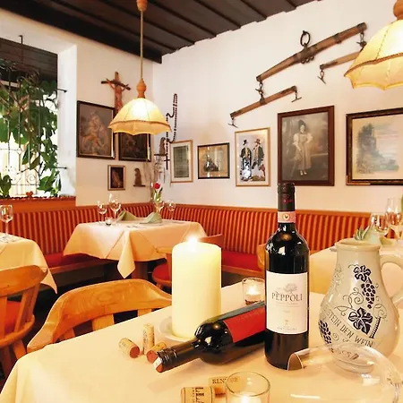 Tirolerhof Hotel 3*