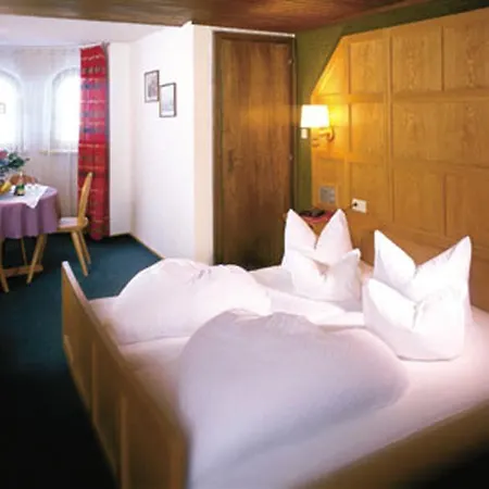 Tirolerhof Hotell 3*